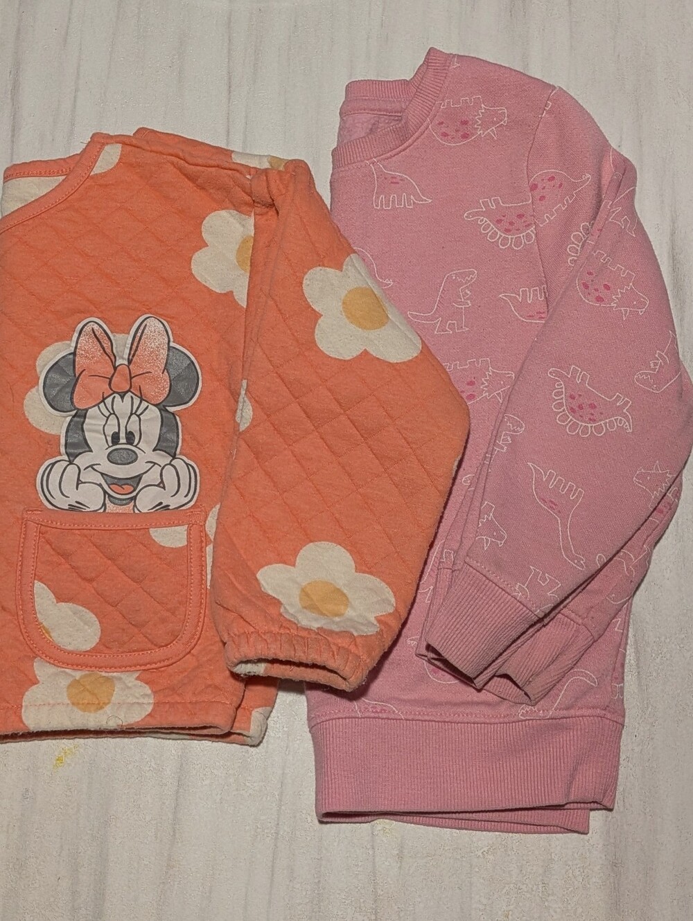 Girls’ Light Sweaters – Minnie Mouse & Dinosaurs